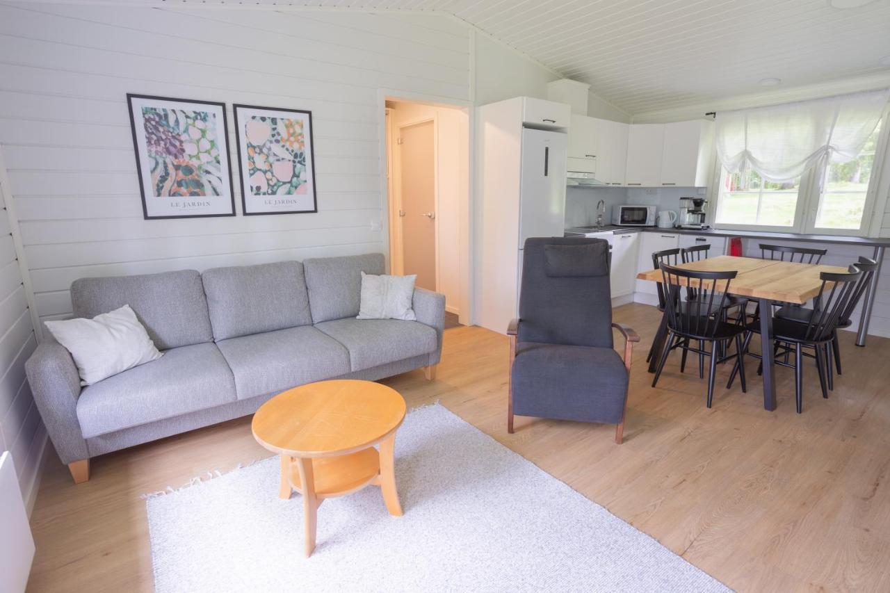 Lomaperkkioe Cottages Kajaani Esterno foto