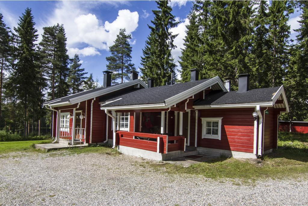 Lomaperkkioe Cottages Kajaani Esterno foto