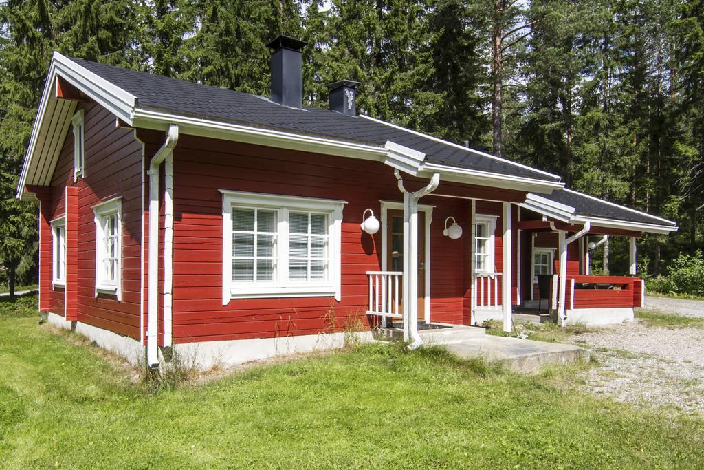 Lomaperkkioe Cottages Kajaani Esterno foto
