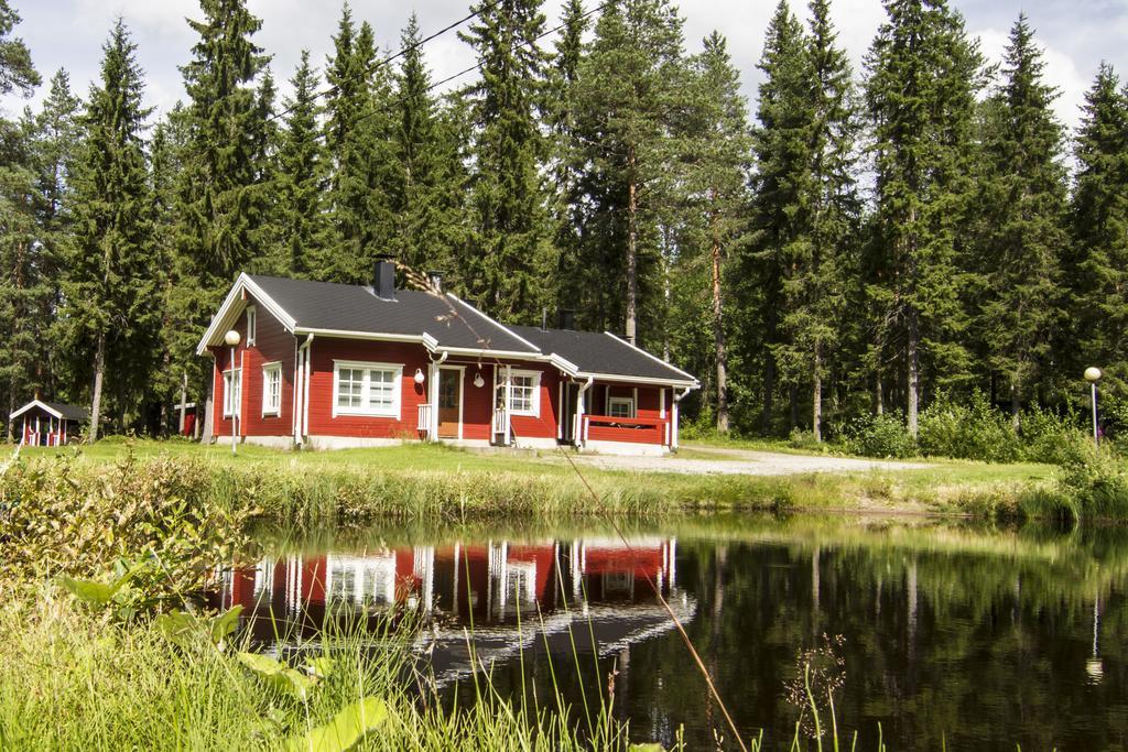 Lomaperkkioe Cottages Kajaani Esterno foto