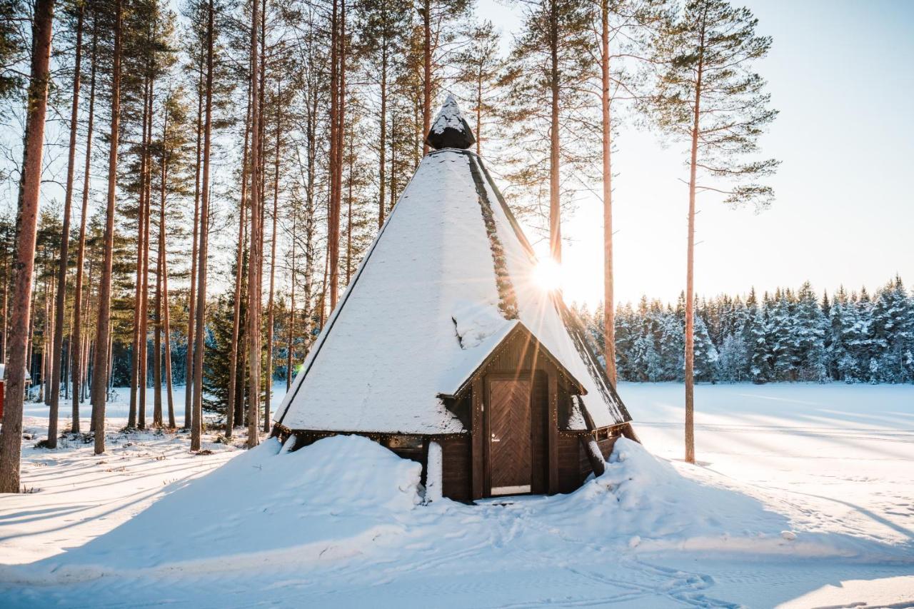 Lomaperkkioe Cottages Kajaani Esterno foto